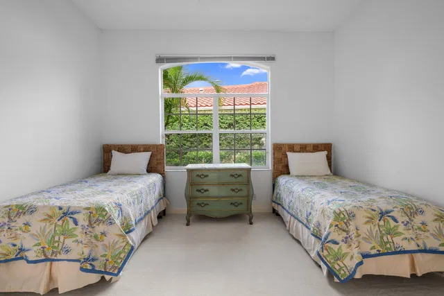  Residence photo 42