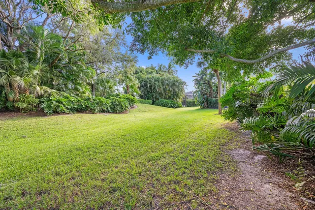  Residence photo 48