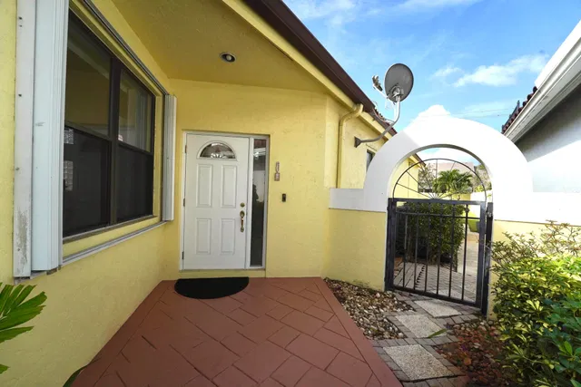  Residence photo 7