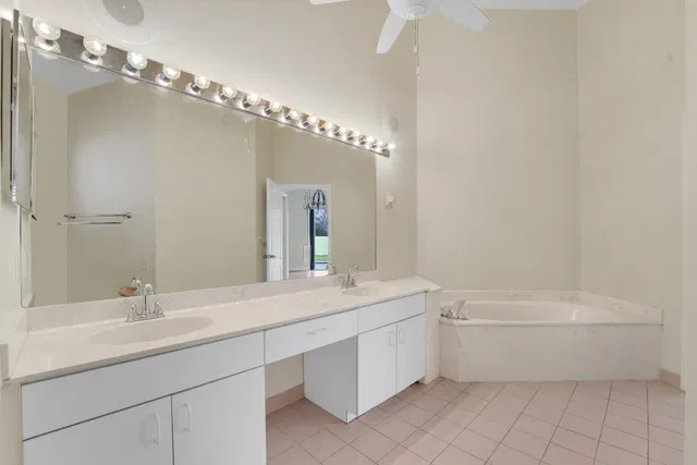  Residence photo 34