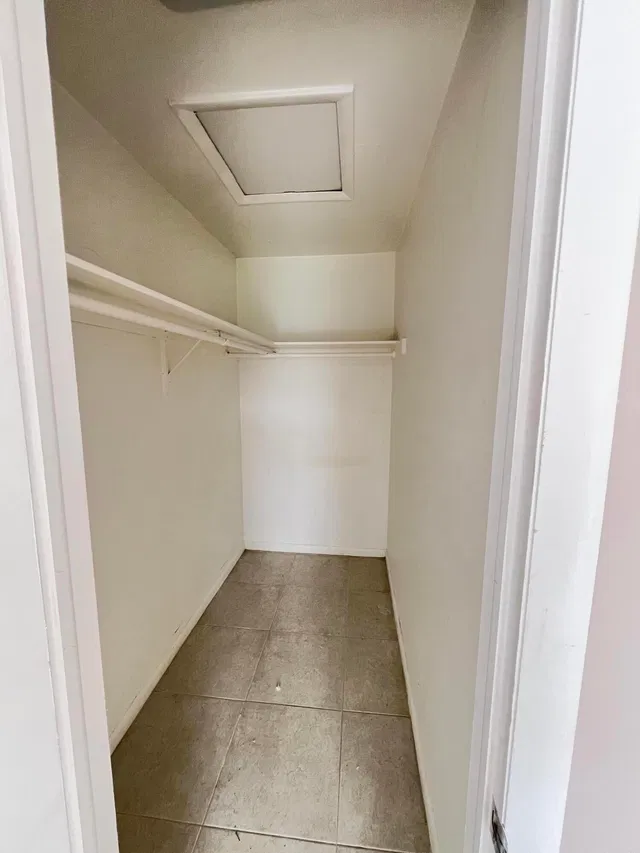  Residence photo 24