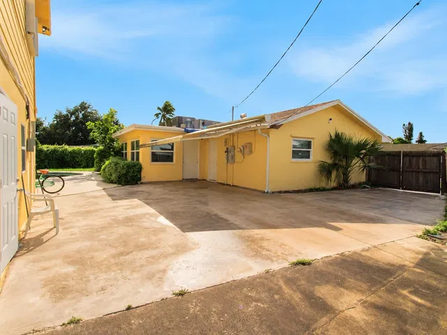  Residence photo 14