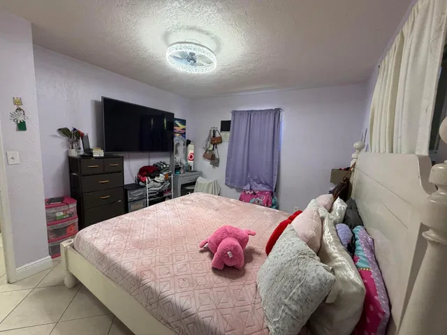 Residence photo 15