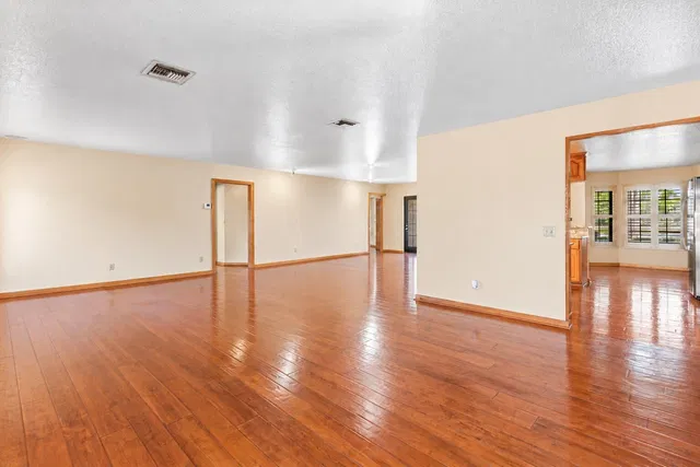 Residence photo 9