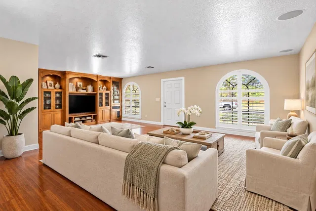 Residence photo 10