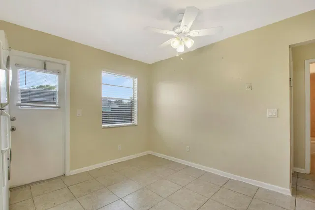 Residence photo 7