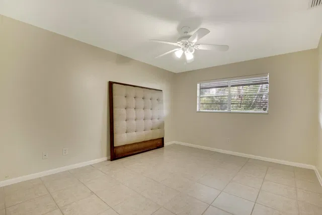 Residence photo 9