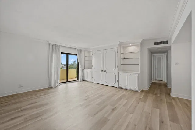 Downtown West Palm Beach Unit 4C photo 3