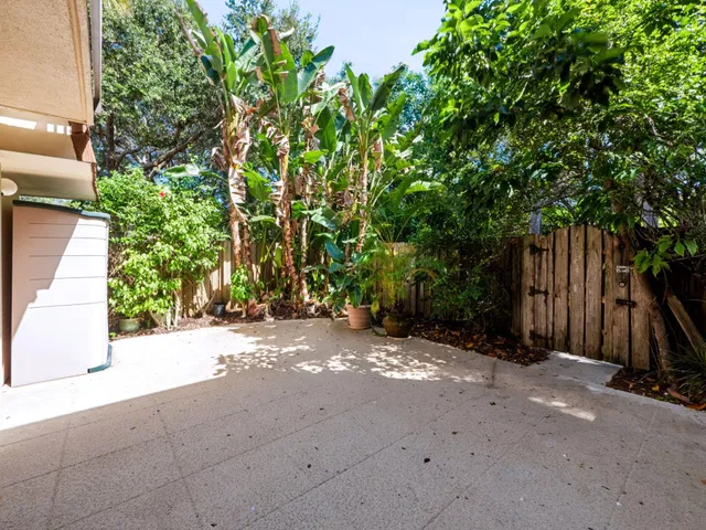 Residence photo 6
