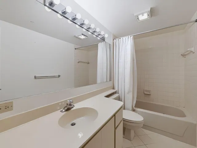 Residence photo 23