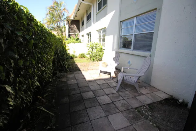 Unit 104A photo 15