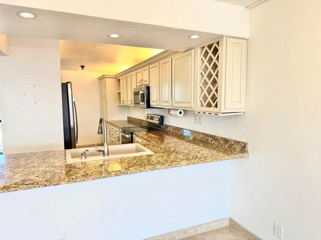 Boca Raton Unit 302 photo 6