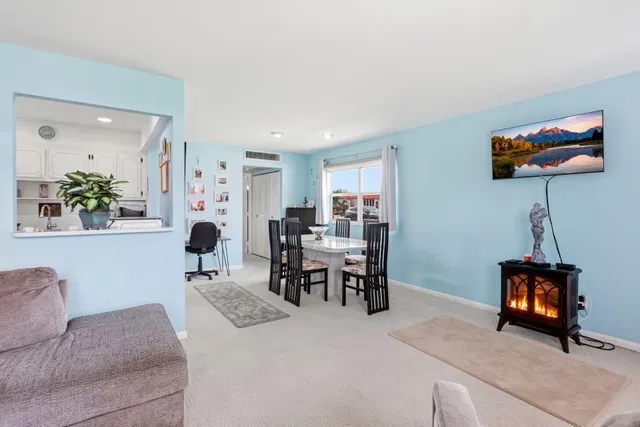 Residence photo 5