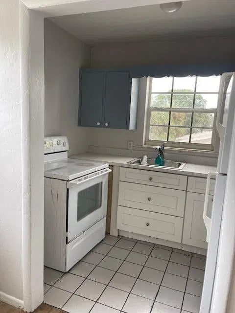 Unit 2 photo 3