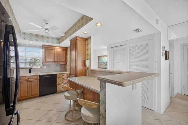 Singer Island Residence photo 11