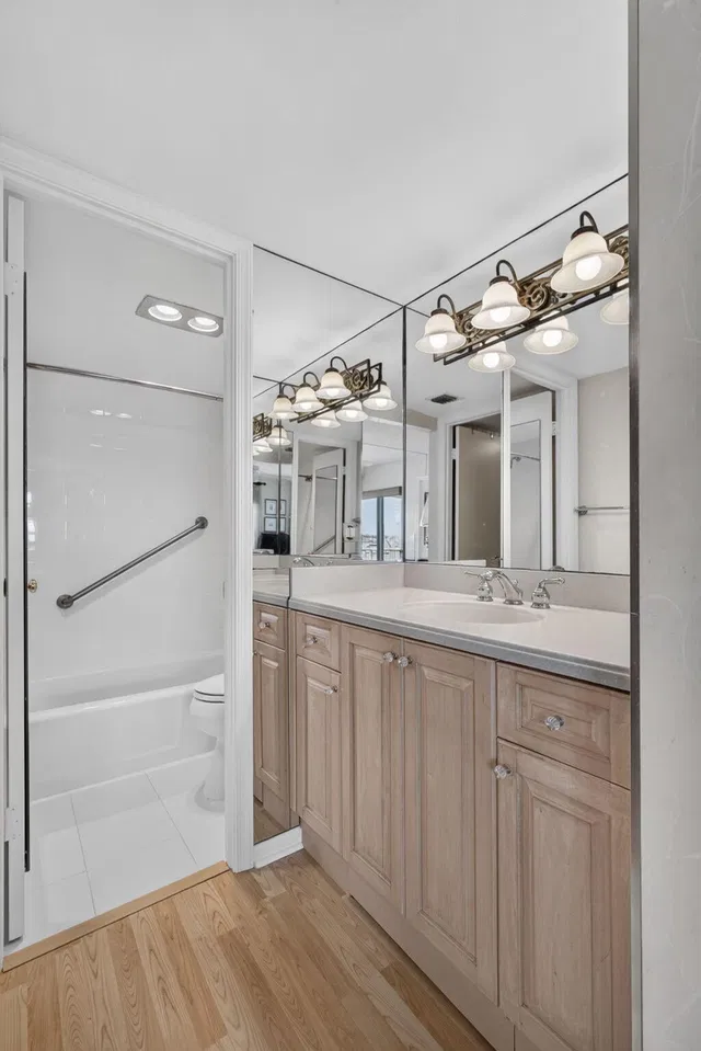 Singer Island Residence photo 24
