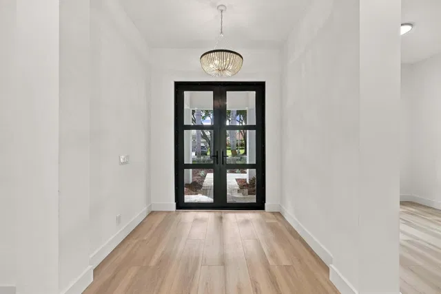  Residence photo 6