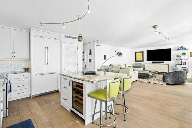 Boca Raton Unit 22C photo 3