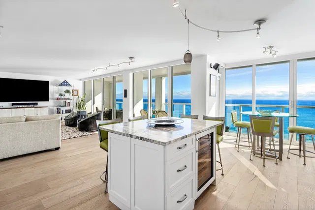 Boca Raton Unit 22C photo 5