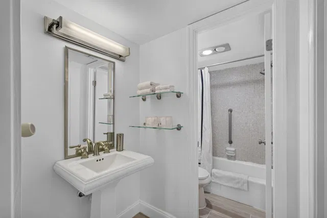 Singer Island Unit 239 photo 19