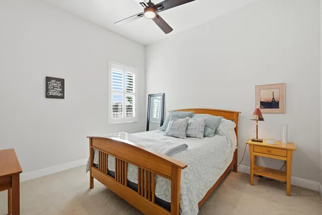 Residence photo 18