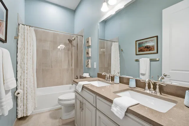 Residence photo 19
