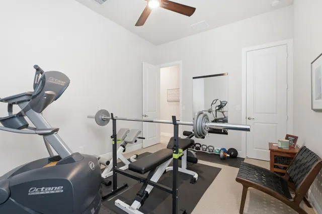 Residence photo 20