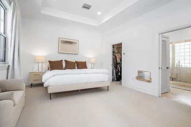 Residence photo 25