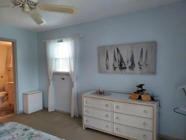 Unit 309 photo 14