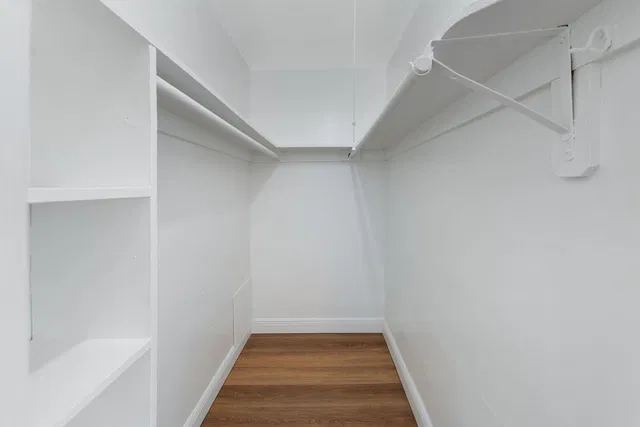 Unit 16 photo 11
