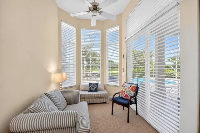 Residence photo 19