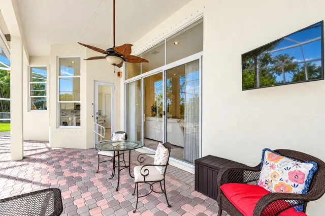 Residence photo 28