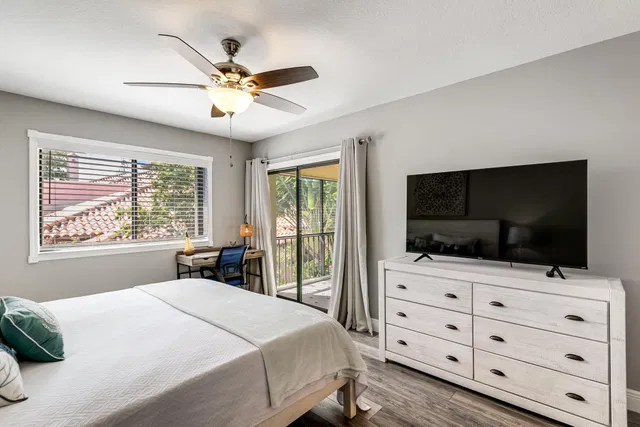 Residence photo 17