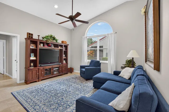 Residence photo 23