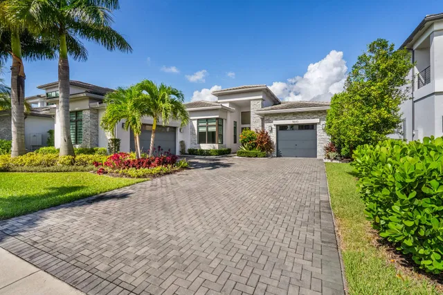 Boca Bridges Residence photo 2