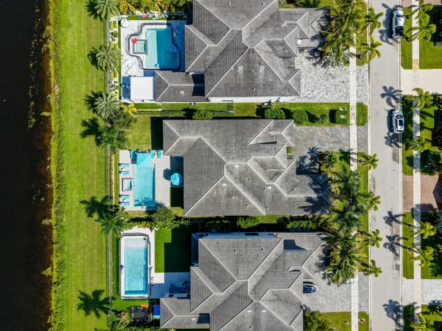 Boca Bridges Residence photo 68