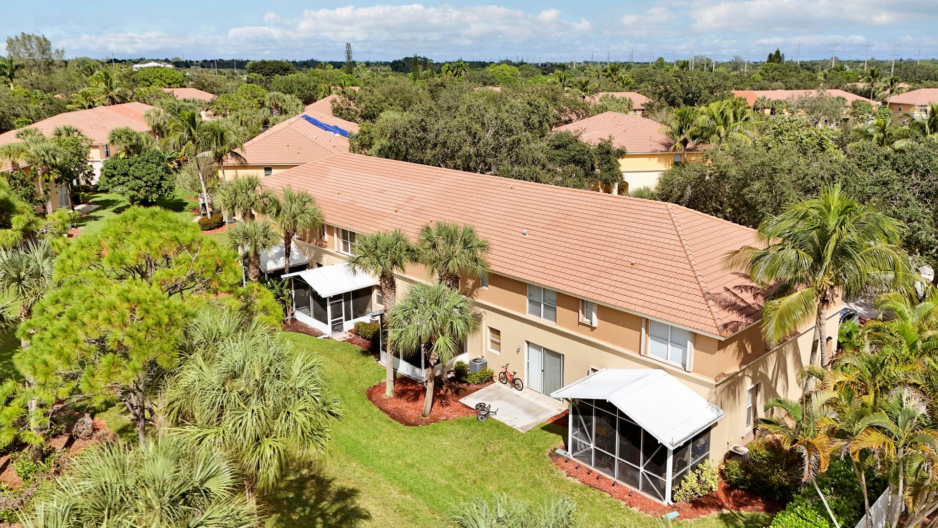 Residence photo 30