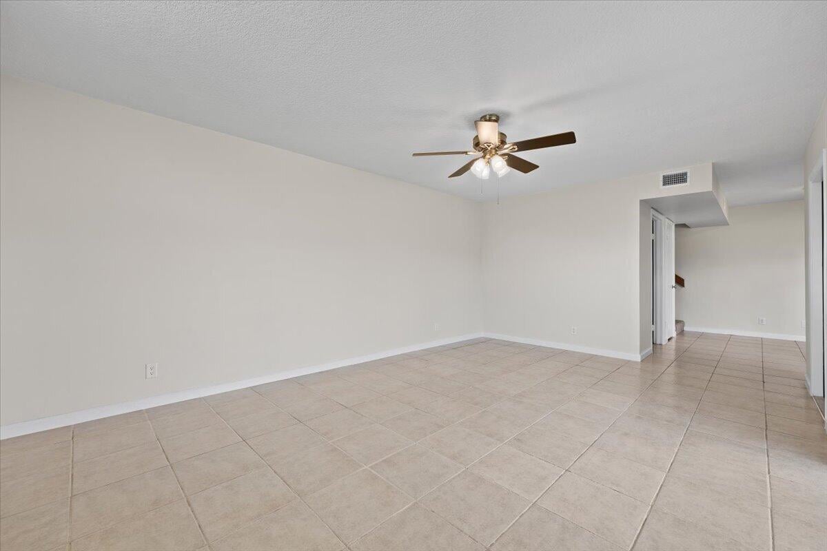 Residence photo 7