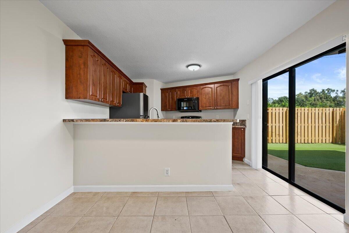 Residence photo 10