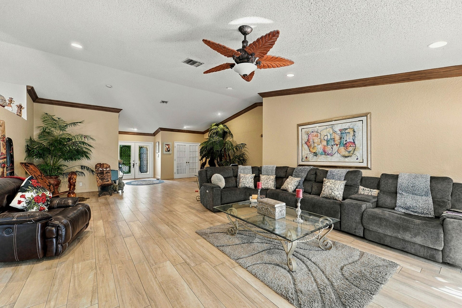 Residence photo 5