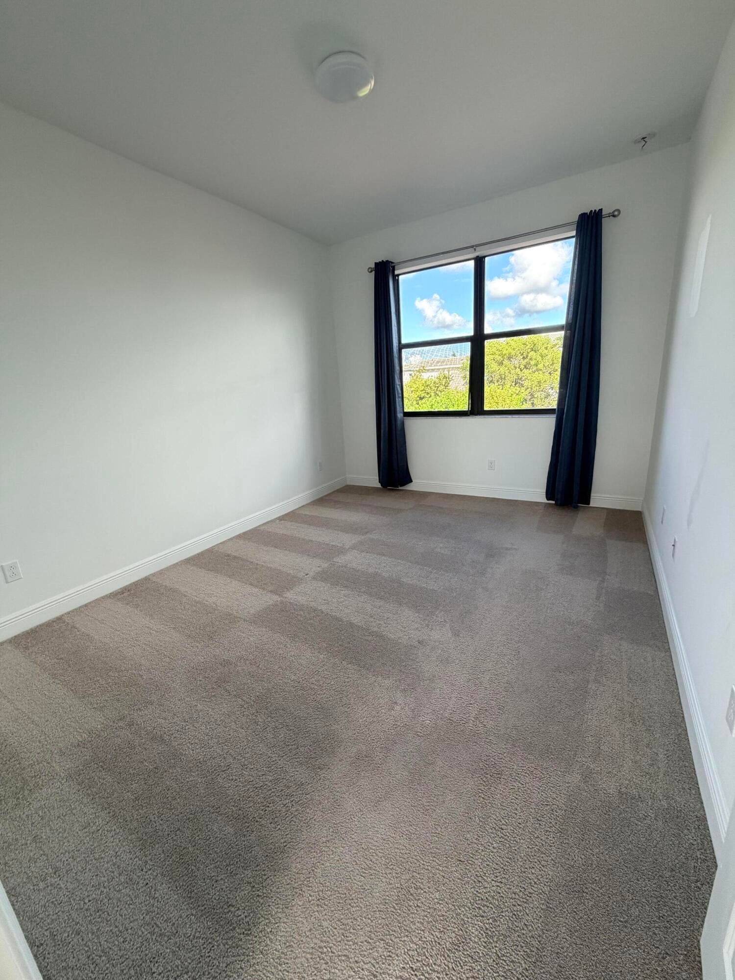  Residence photo 18
