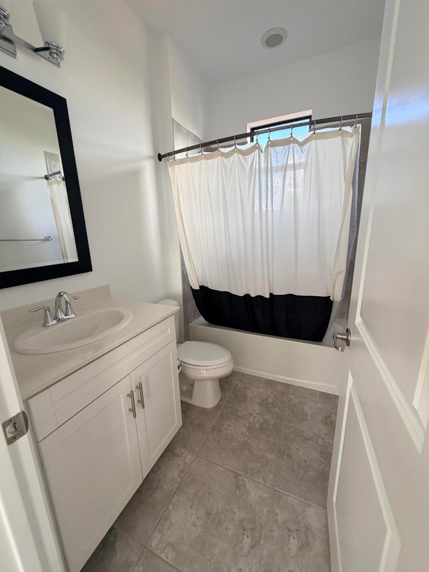  Residence photo 20