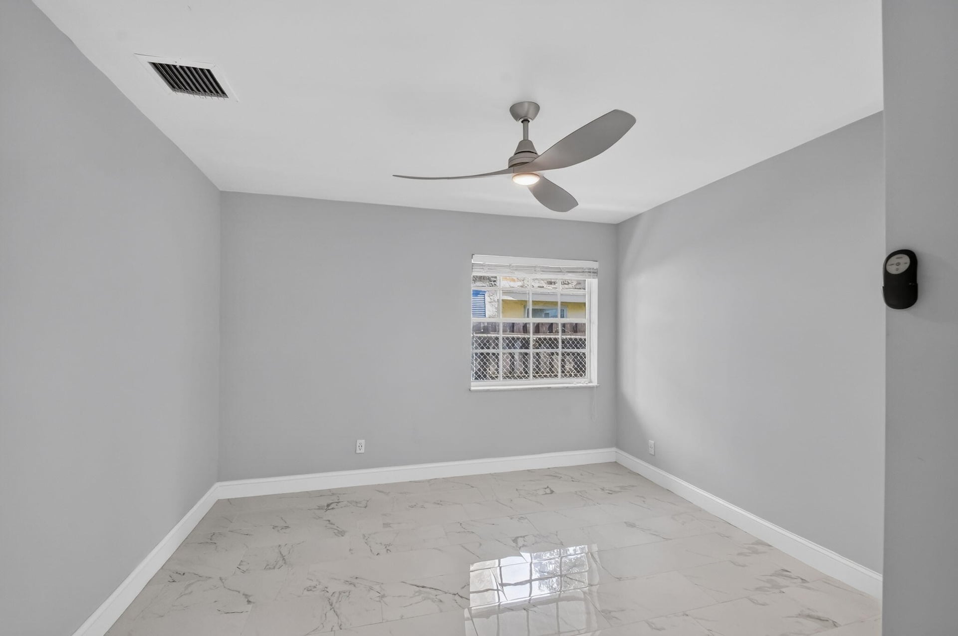 West Palm Beach Residence photo 9