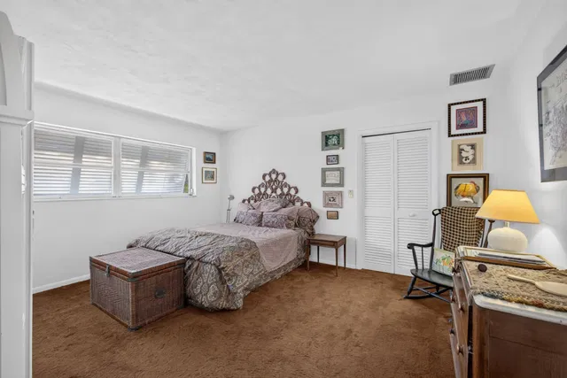  Residence photo 29