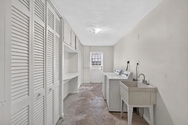  Residence photo 30