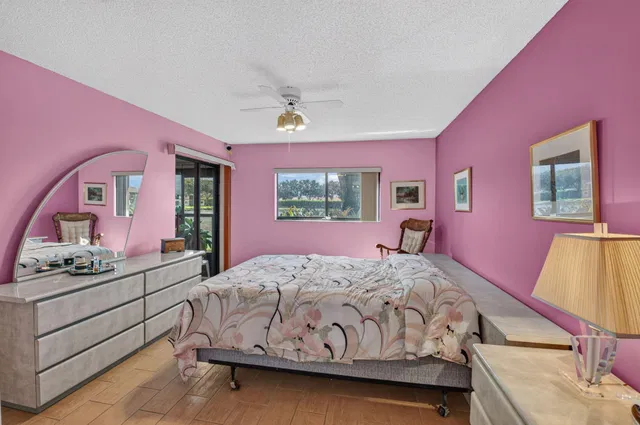 Unit 45 photo 21