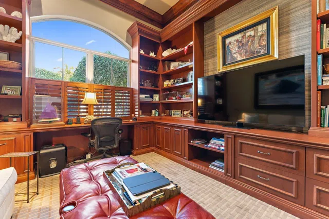 Residence photo 31