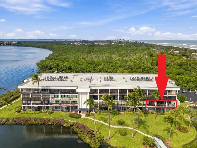  Unit N-220 photo 6
