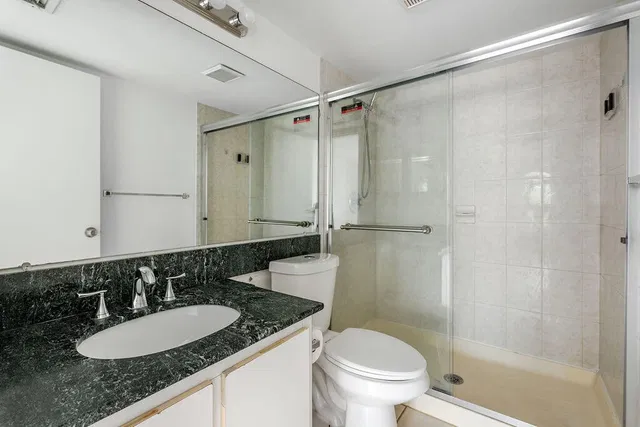  Unit B3 photo 26