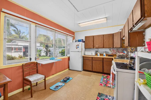 Palm Trail Delray Beach Residence photo 14